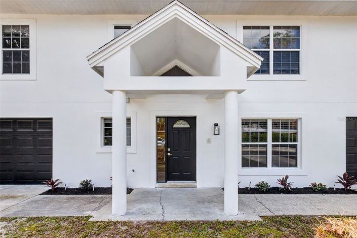 Image No.6-4 Bed Property for sale