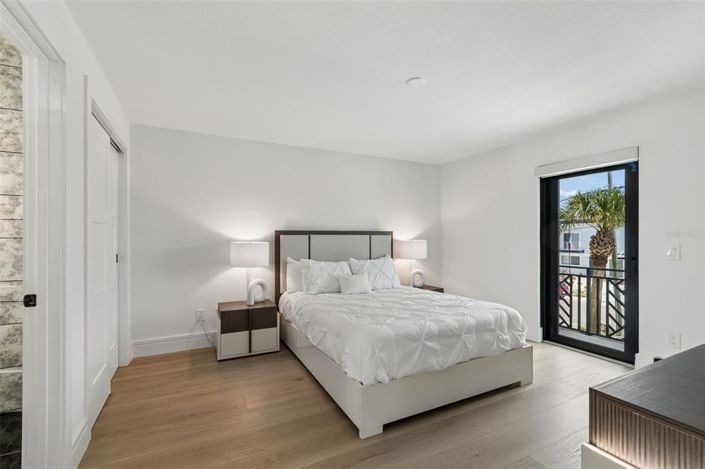 Image No.25-4 Bed Property for sale