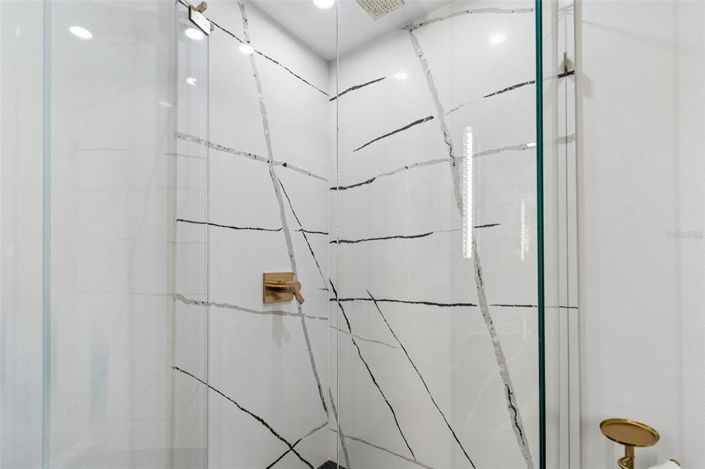 Image No.29-4 Bed Property for sale