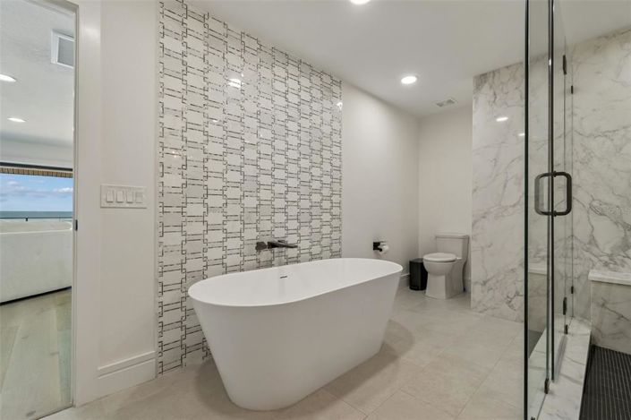 Image No.44-4 Bed Property for sale