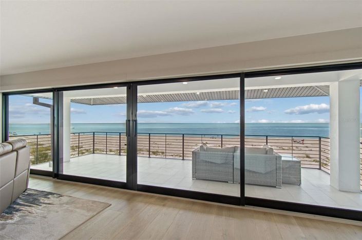 Image No.45-4 Bed Property for sale