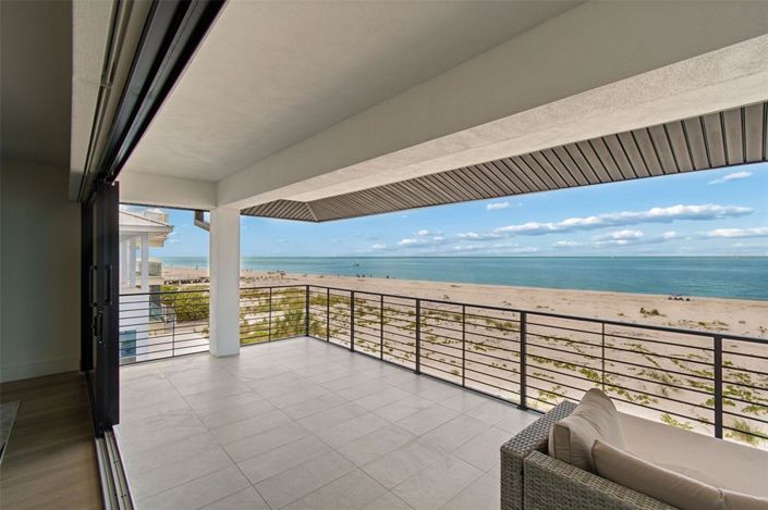 Image No.48-4 Bed Property for sale