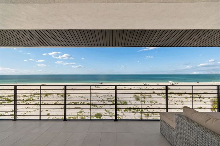 Image No.50-4 Bed Property for sale