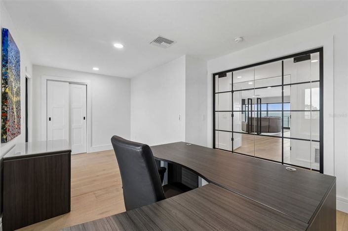 Image No.60-4 Bed Property for sale