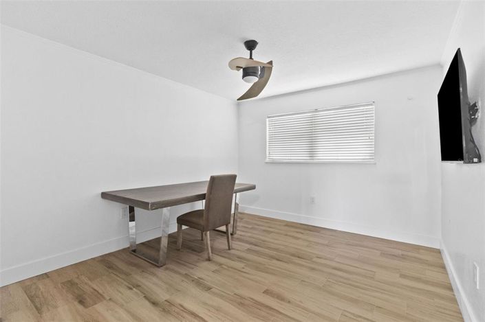 Image No.15-2 Bed Property for sale