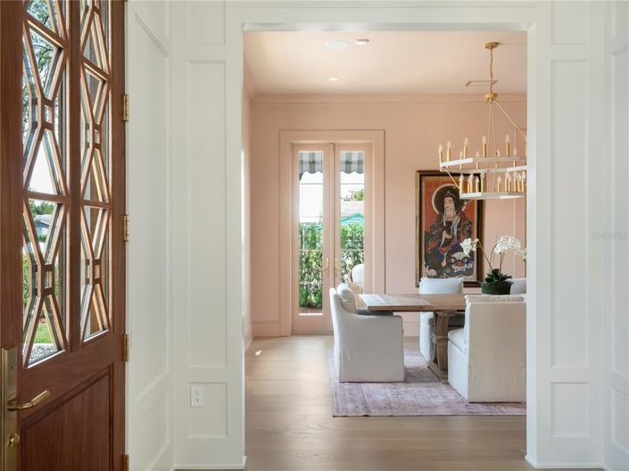 Image No.3-4 Bed Property for sale