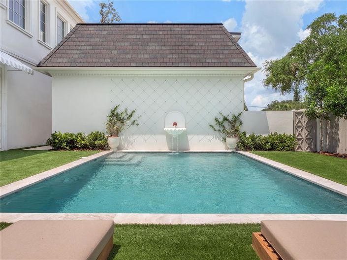 Image No.48-4 Bed Property for sale