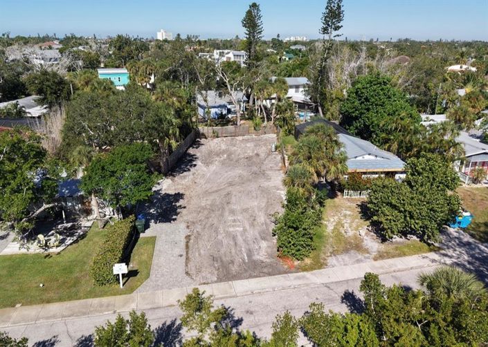 Image No.9-4 Bed Property for sale