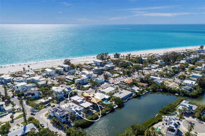 Image No.6-4 Bed Property for sale