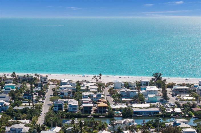 Image No.9-4 Bed Property for sale