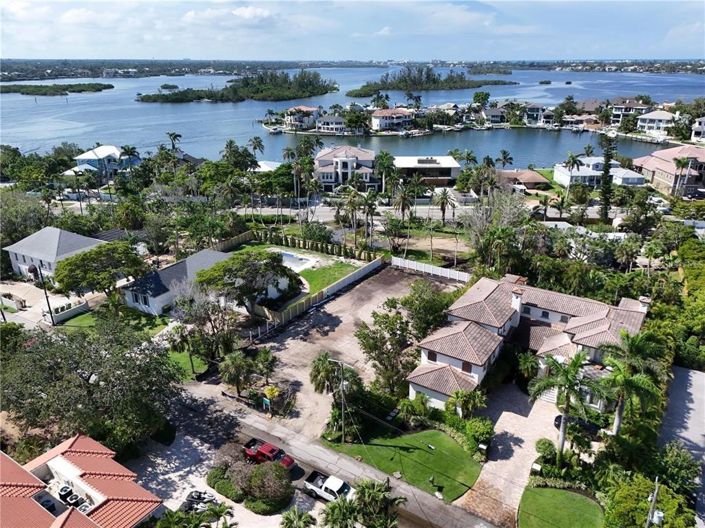 Image No.10-Propriété de 5 chambres à vendre à Sarasota