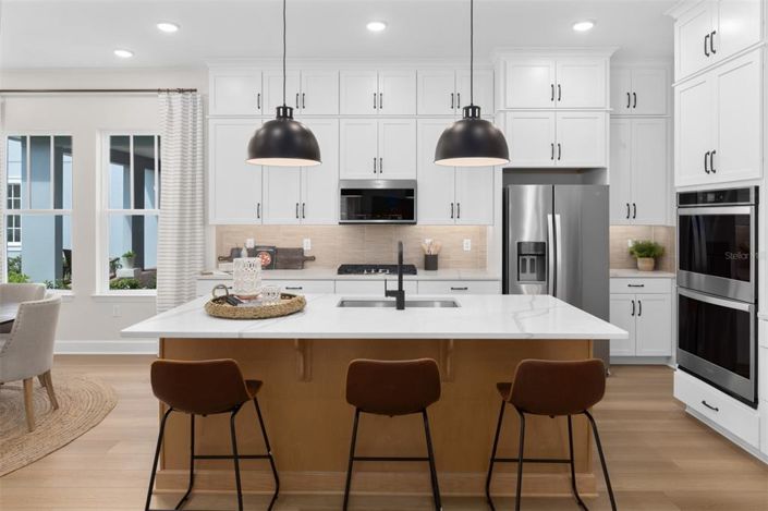 Image No.9-4 Bed Property for sale