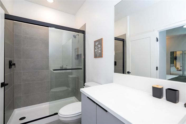 Image No.47-5 Bed Townhouse for sale