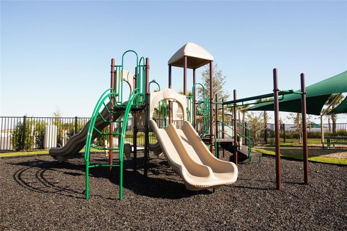 Image No.20-3 Bed Townhouse for sale