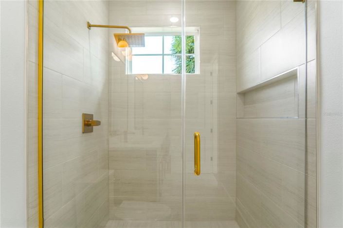 Image No.43-Propriété de 4 chambres à vendre à Oakland