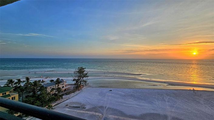 Image No.17-Propriété de 2 chambres à vendre à Sarasota