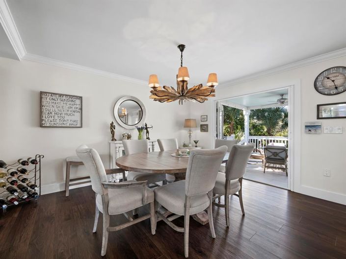 Image No.30-4 Bed Property for sale