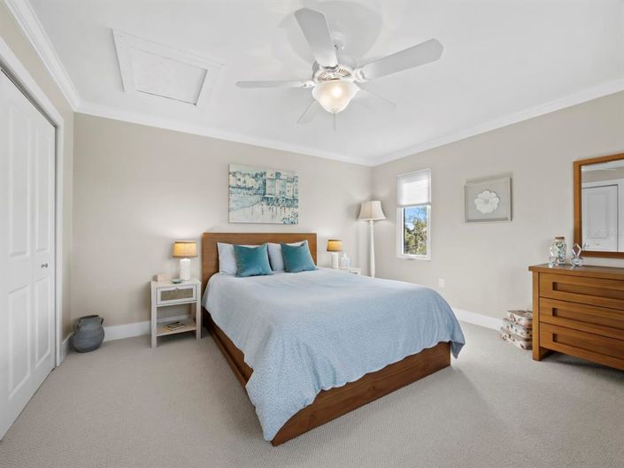 Image No.48-4 Bed Property for sale