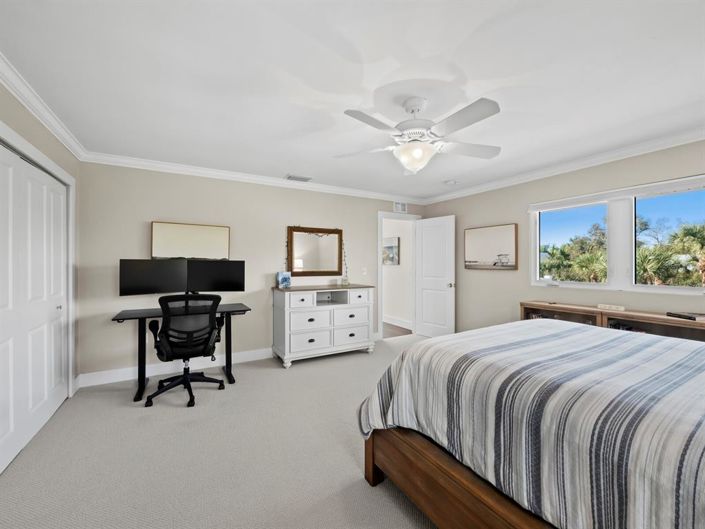 Image No.52-4 Bed Property for sale