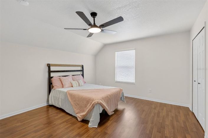 Image No.32-Propriété de 4 chambres à vendre à Oakland