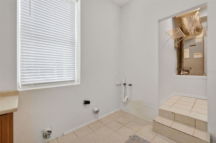 Image No.37-Propriété de 4 chambres à vendre à Oakland