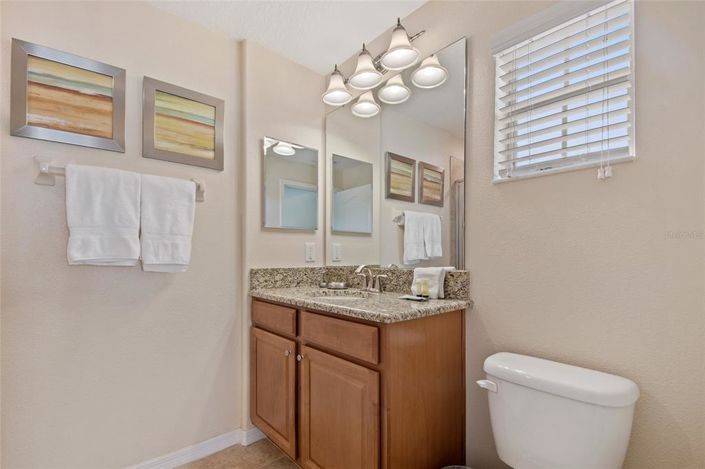 Image No.21-5 Bed Townhouse for sale