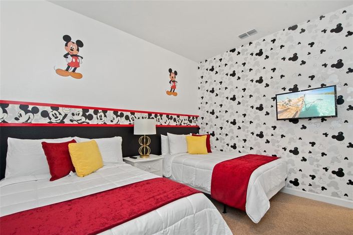 Image No.24-5 Bed Townhouse for sale