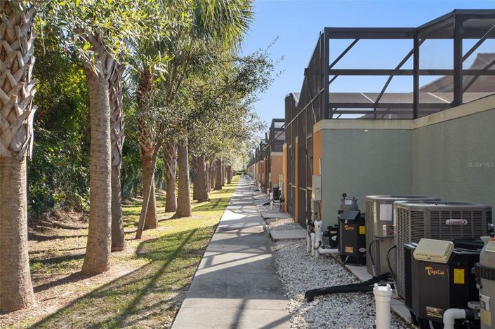 Image No.29-5 Bed Townhouse for sale