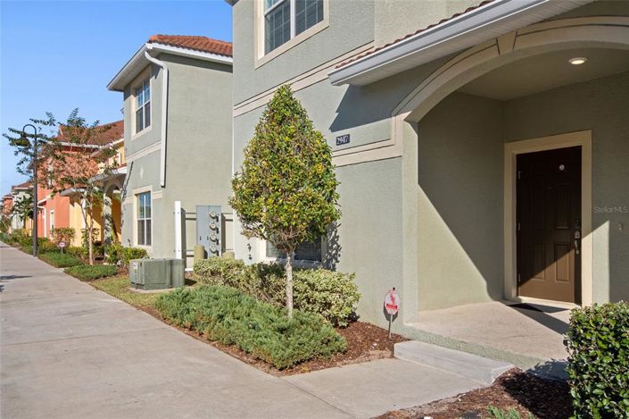 Image No.3-5 Bed Townhouse for sale