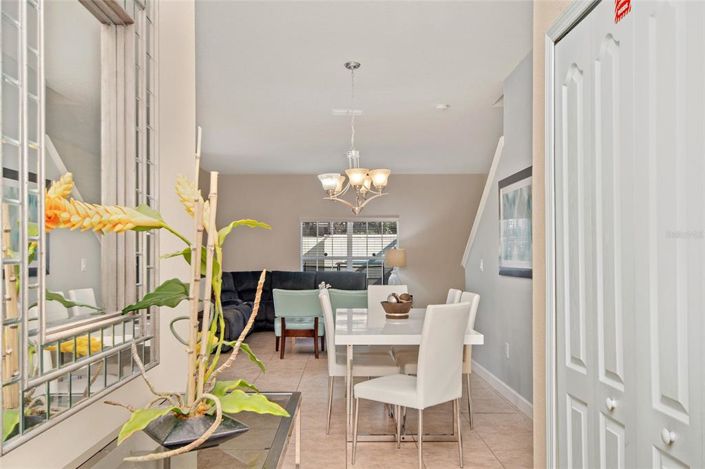 Image No.6-5 Bed Townhouse for sale