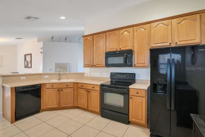 Image No.5-3 Bed Property for sale