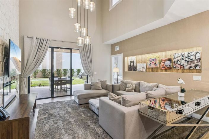 Image No.2-4 Bed Townhouse for sale