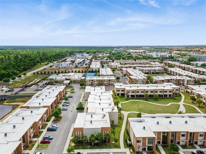 Image No.39-4 Bed Townhouse for sale