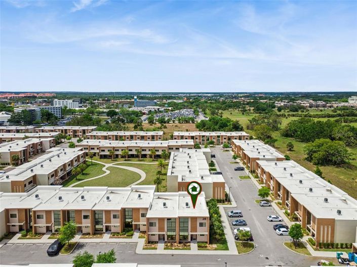 Image No.40-4 Bed Townhouse for sale