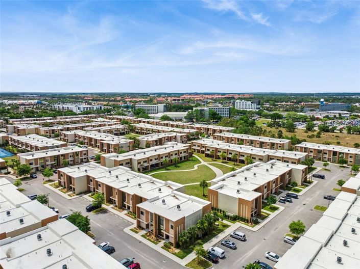 Image No.41-4 Bed Townhouse for sale