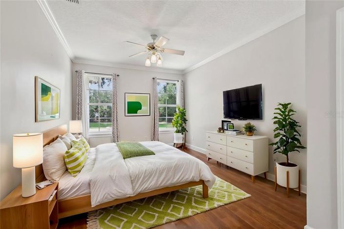 Image No.20-5 Bed Property for sale