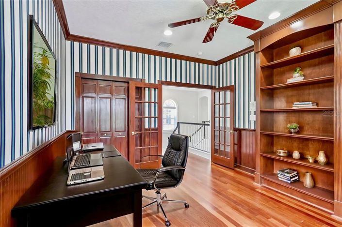 Image No.24-5 Bed Property for sale