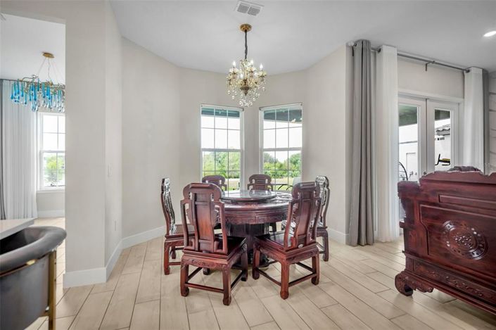 Image No.31-Propriété de 4 chambres à vendre à Orlando