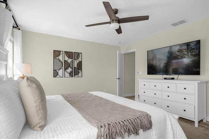 Image No.16-4 Bed Townhouse for sale