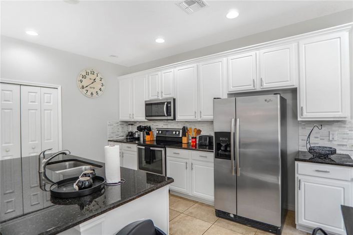 Image No.13-4 Bed Townhouse for sale