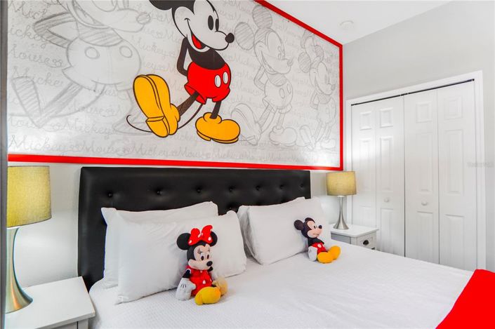 Image No.25-4 Bed Townhouse for sale