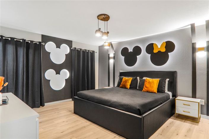 Image No.32-4 Bed Townhouse for sale