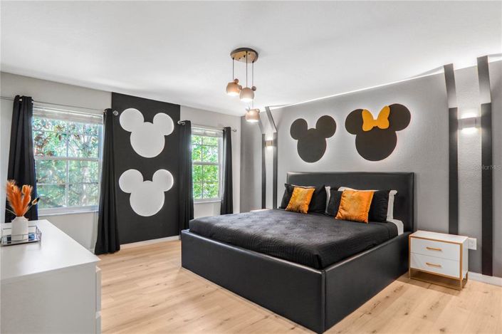 Image No.36-4 Bed Townhouse for sale