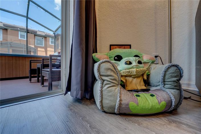 Image No.21-4 Bed Townhouse for sale