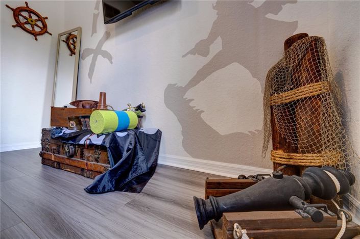 Image No.45-4 Bed Townhouse for sale