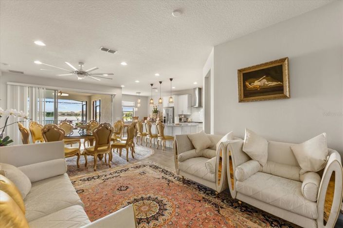 Image No.8-Propriété de 3 chambres à vendre à Orlando