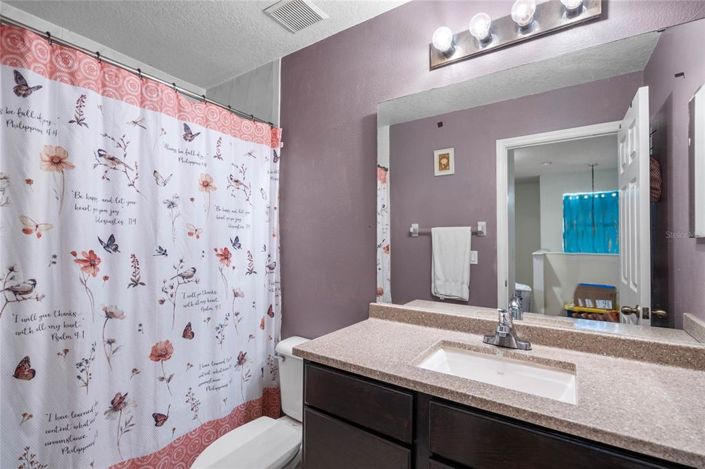 Image No.15-4 Bed Townhouse for sale