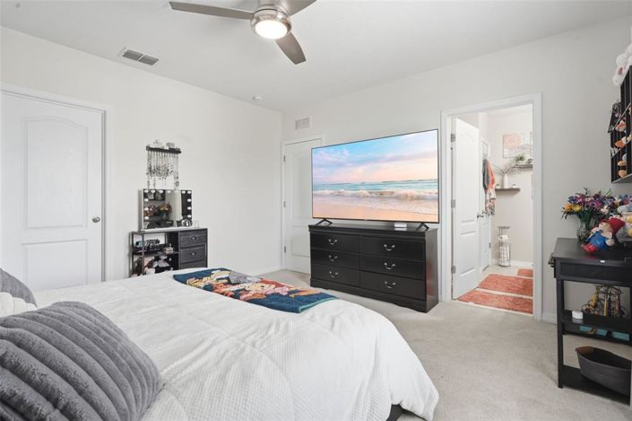 Image No.16-3 Bed Townhouse for sale