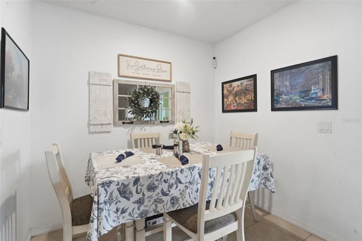 Image No.23-3 Bed Townhouse for sale