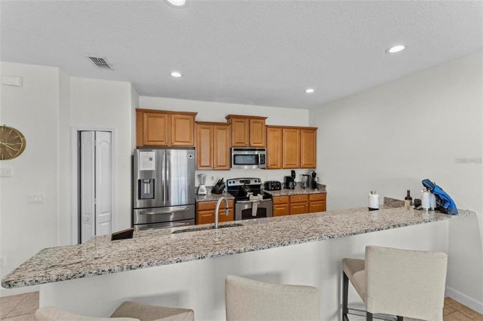 Image No.17-4 Bed Townhouse for sale